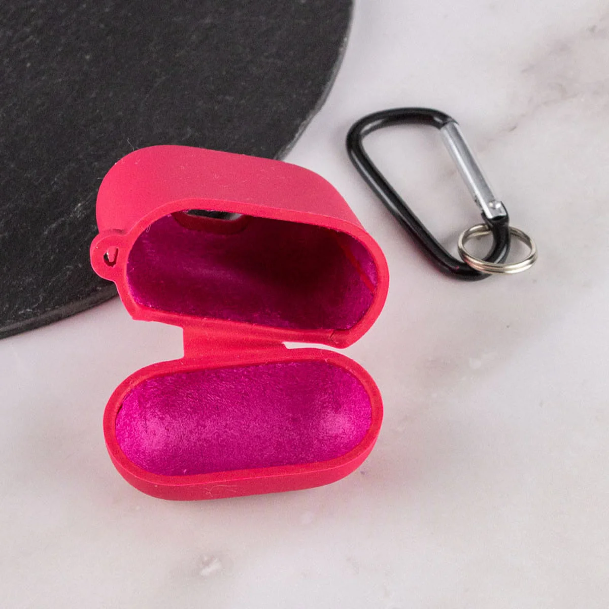 Силиконовый футляр с микрофиброй для наушников Airpods 1/2 Красный / Rose Red