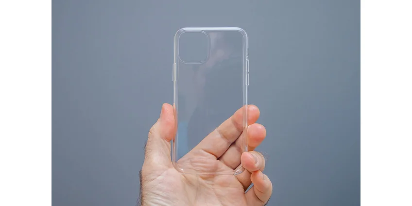 Почему желтеют прозрачные чехлы для iPhone: 5 причин и решение