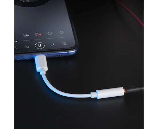 Перехідник Celebrat D8 Type-C - 3.5 AUX Білий