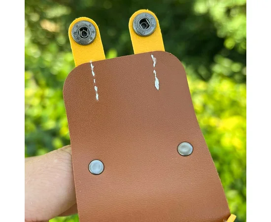 Кожаный футляр Briefcase для наушников AirPods 1/2 Brown / Yellow