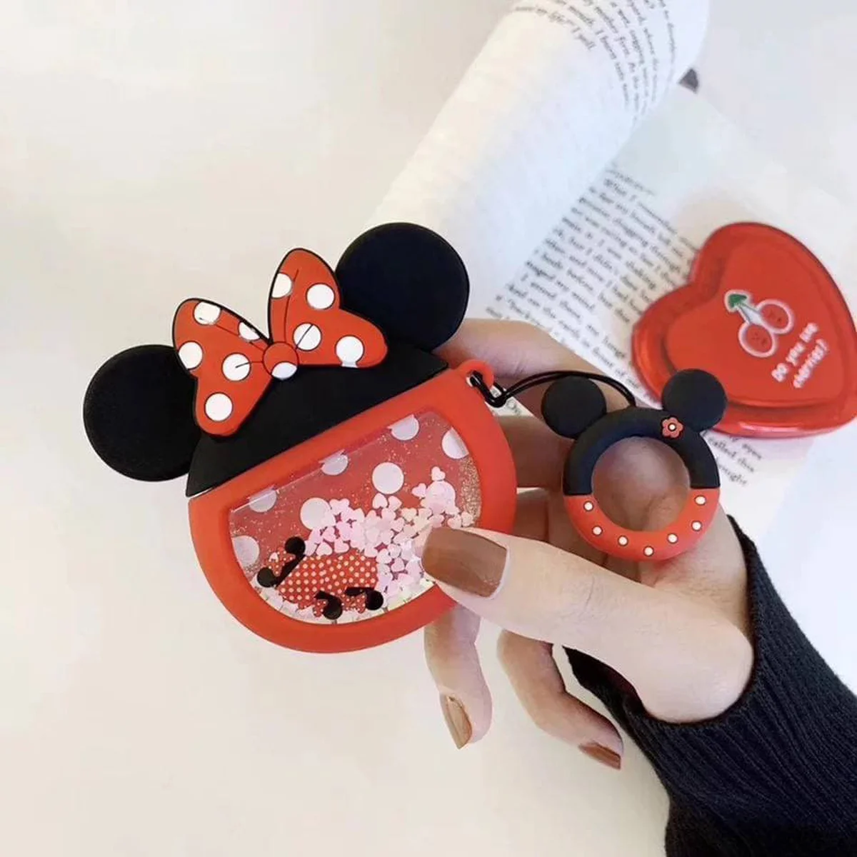 Силиконовый футляр Disney series with Sparckles & Water для наушников AirPods 1/2 + кольцо Минни Маус/Красный