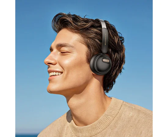 Накладні бездротові навушники Hoco W62 Verso retro Black