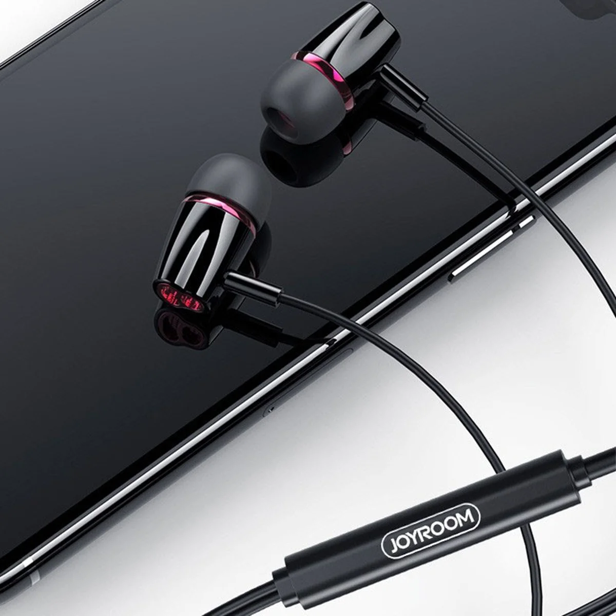 Проводные наушники Joyroom JR-EL114 с микрофоном Черный