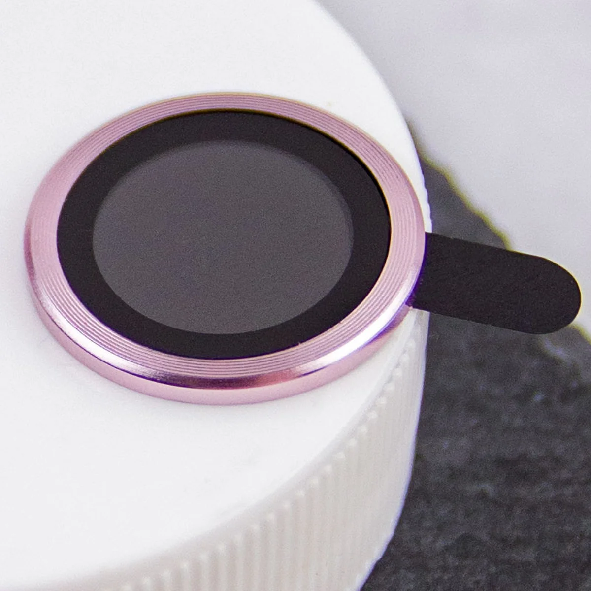 Защитное стекло Metal Classic на камеру (в упак.) для Apple iPhone 16 (6.1") / 16 Plus (6.7") Розовый / Pink