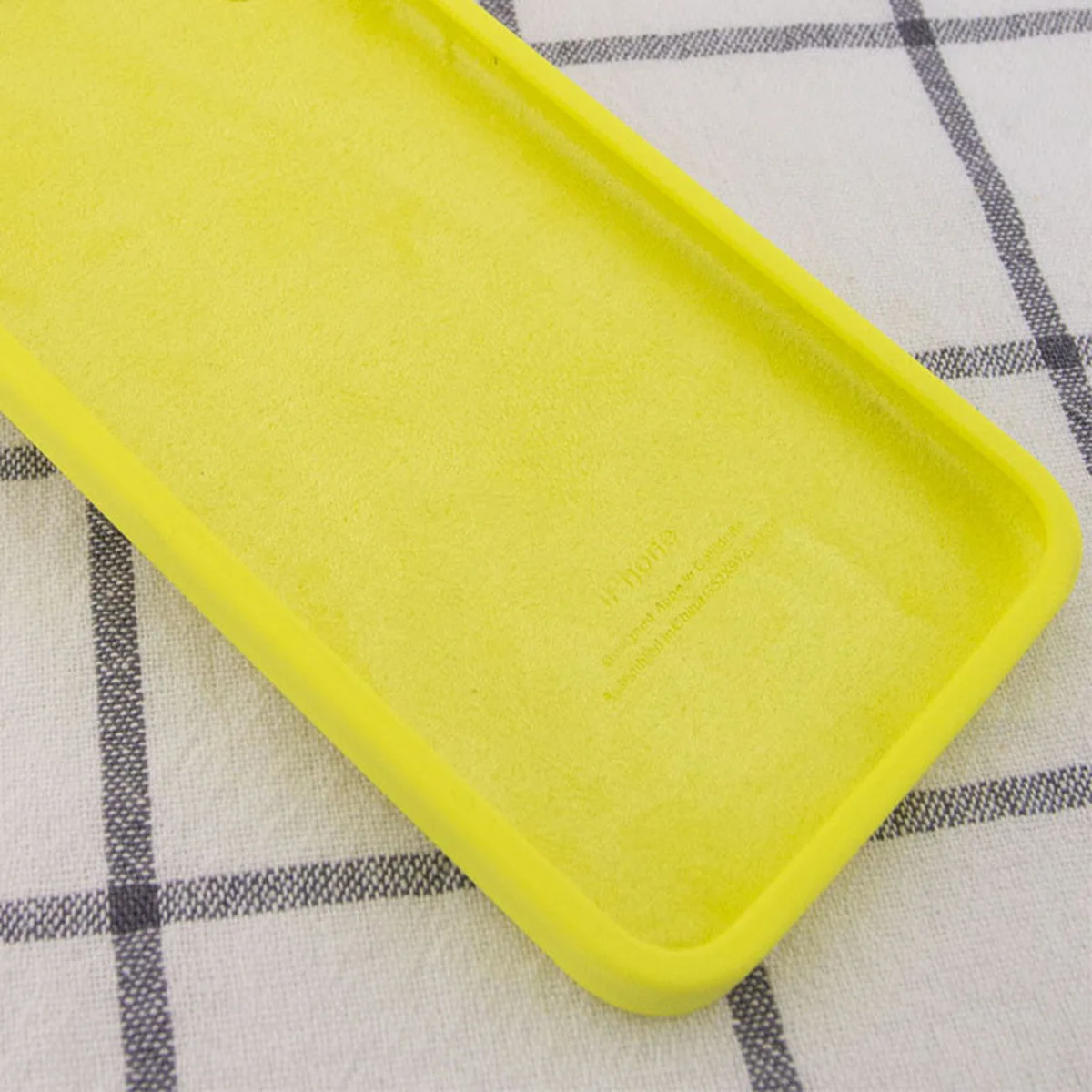 Чехол Silicone Case Square Full Camera Protective (AA) для Apple iPhone 11 Pro Max (6.5") Желтый / Bright Yellow