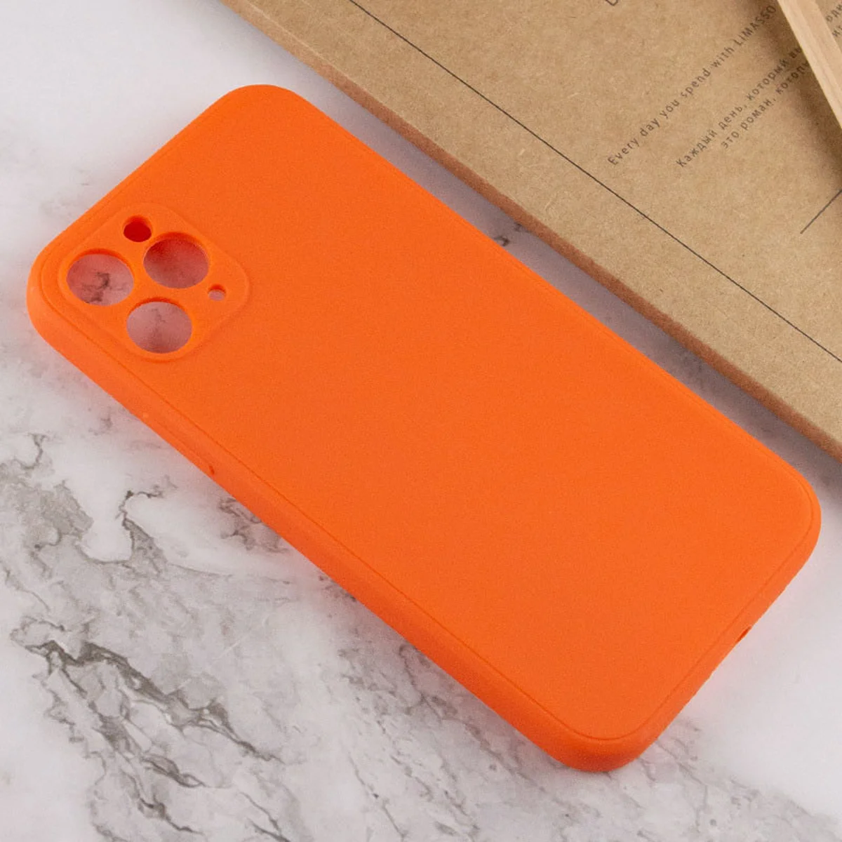 Силиконовый чехол Candy Full Camera для Apple iPhone 11 Pro (5.8") Оранжевый / Orange