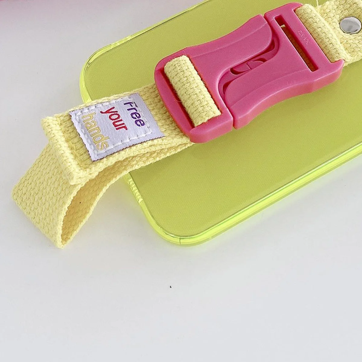Чохол Handfree з кольоровим ремінцем для Apple iPhone 11 Pro (5.8") Жовтий