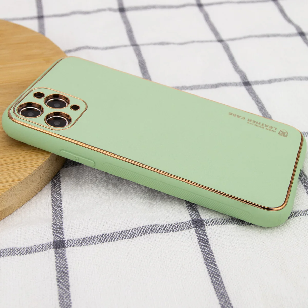 Шкіряний чохол Xshield для Apple iPhone 11 Pro (5.8 ") Зелений / Pistachio