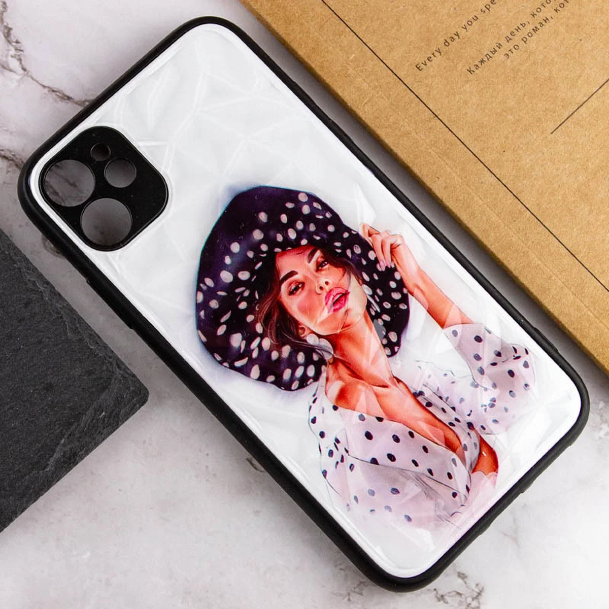 TPU+PC чехол Prisma Ladies для Apple iPhone 11 (6.1") Girl in a hat