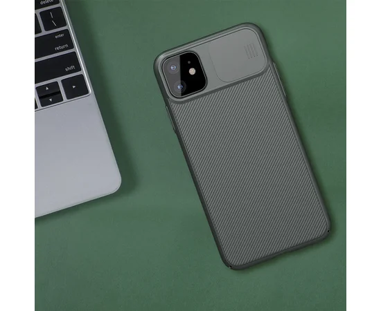 Карбонова накладка Nillkin Camshield (шторка на камеру) для Apple iPhone 11 (6.1 ") Зелений / Dark Green