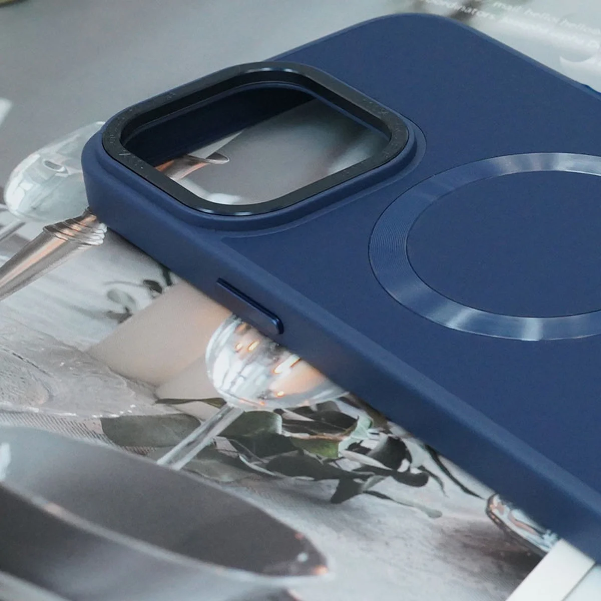 Шкіряний чохол Bonbon Leather Metal Style with MagSafe Apple iPhone 11 (6.1") Синій / Navy blue