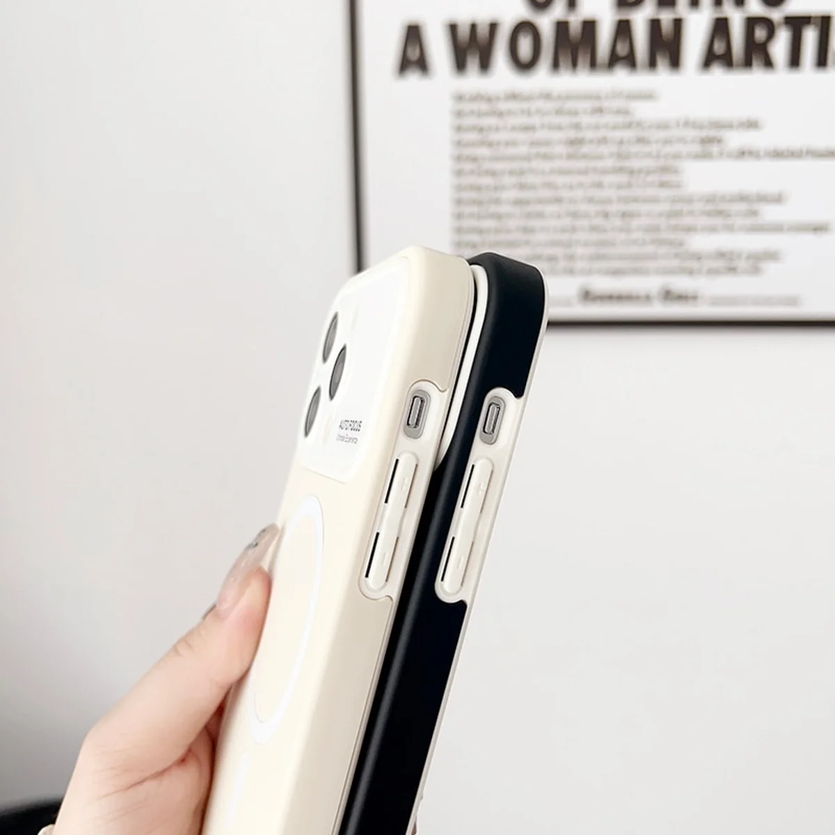 Противоударный чехол "Matte Larg" Case with MagSafe для Apple iPhone 15 Pro Max Черный