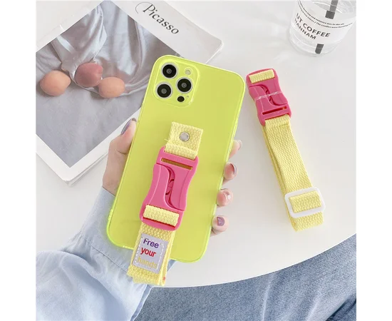 Чехол Handfree с цветным ремешком для Apple iPhone 12 Pro Max (6.7") Желтый