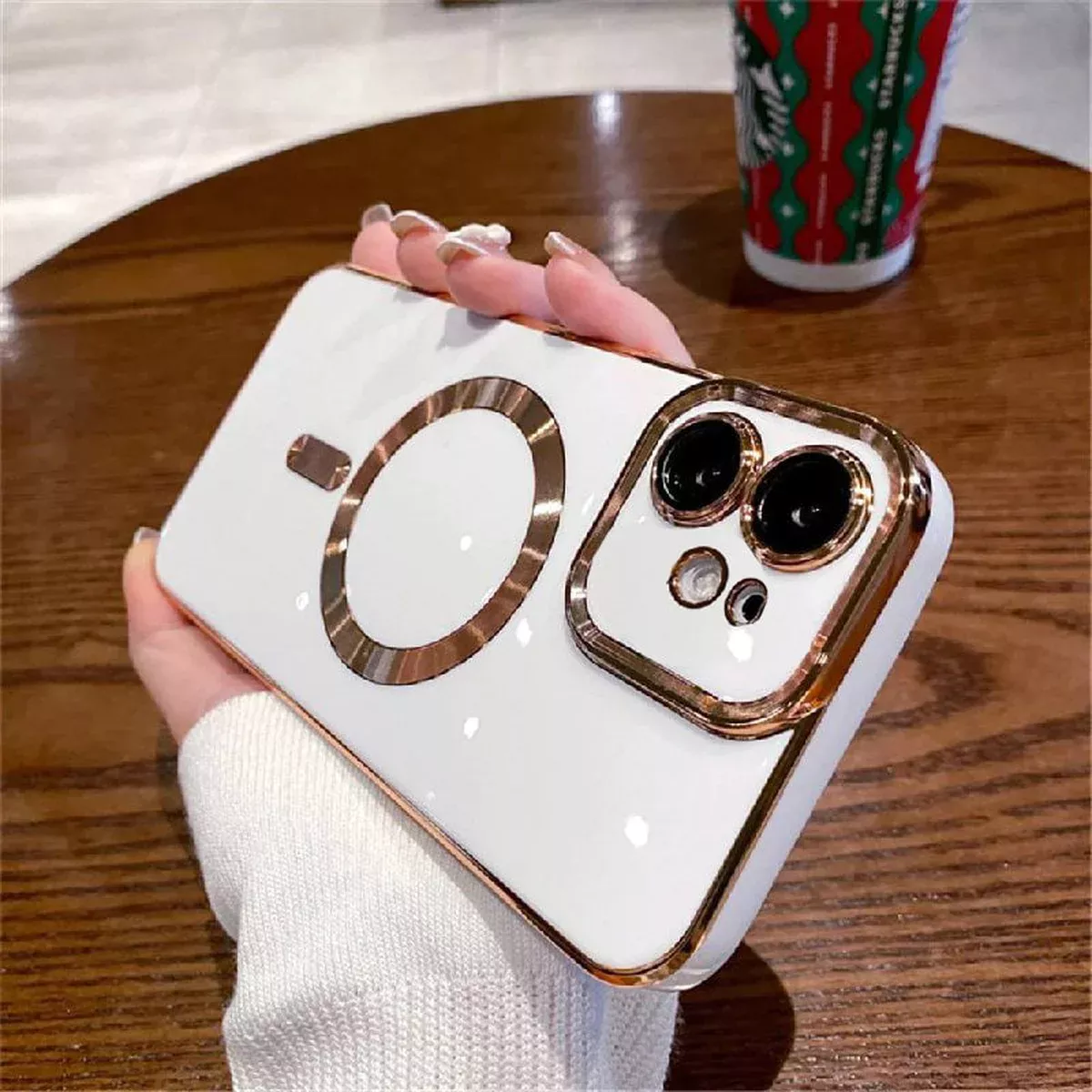 Силиконовый чехол "Luxury Plating" with MagSafe + стекло на камеру для Apple iPhone 11 Белый