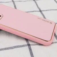 Кожаный чехол Xshield для Apple iPhone 12 (6.1") Розовый / Pink