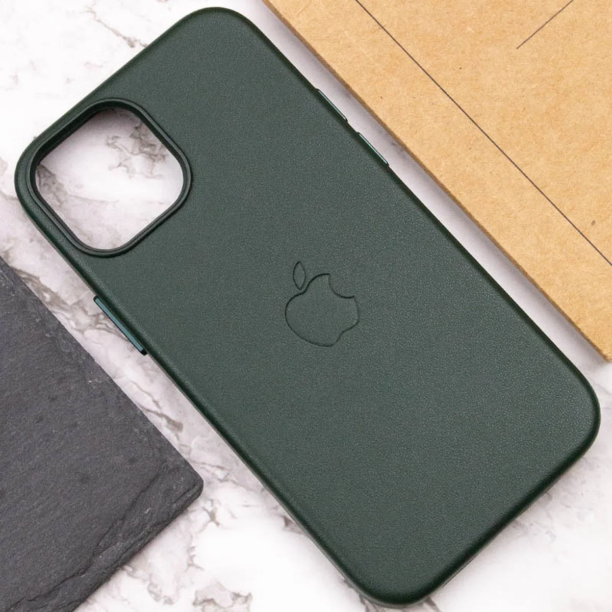 Кожаный чехол Leather Case (AAA) with MagSafe для Apple iPhone 12 Pro / 12 (6.1") Forest Green