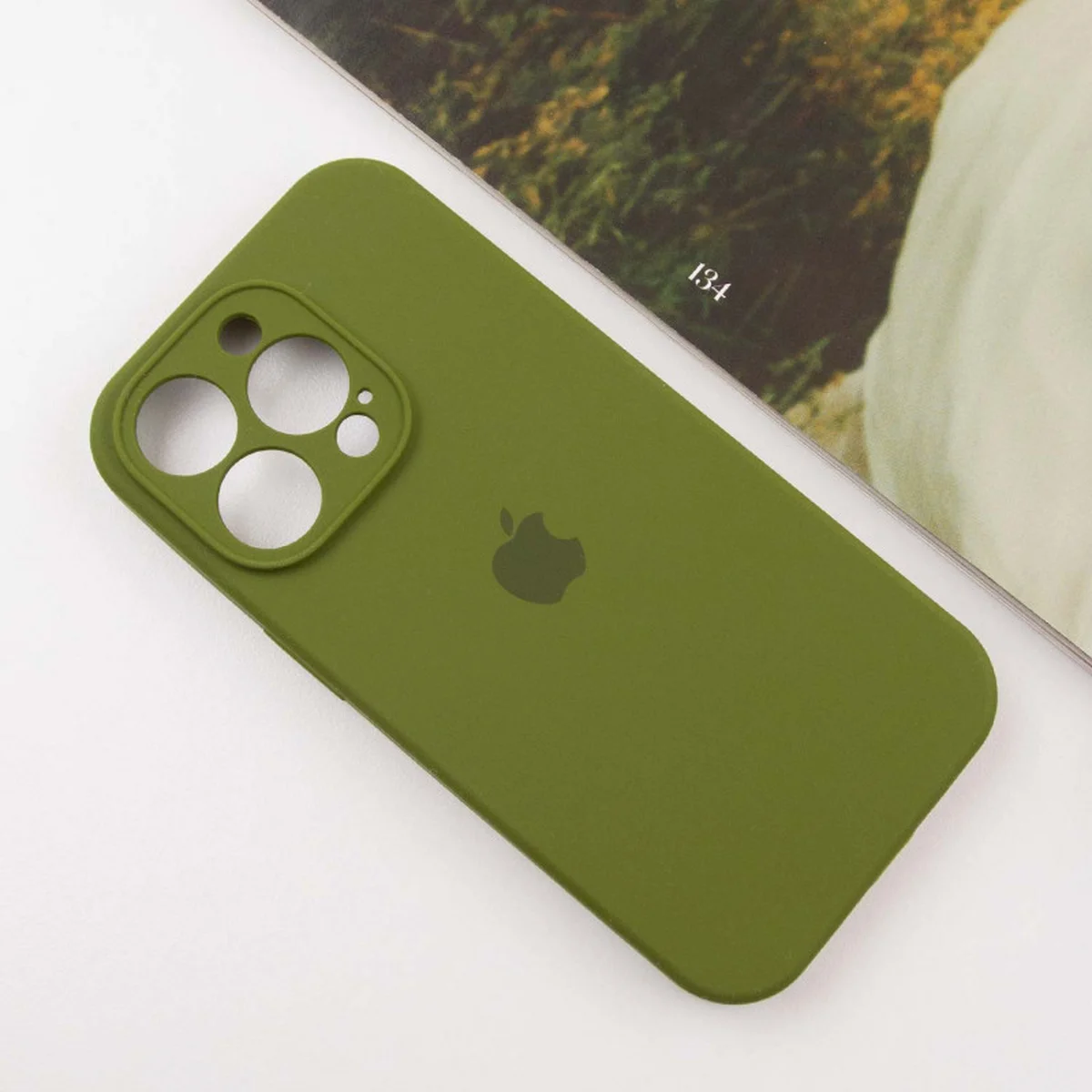 Чохол Silicone Case Full Camera Protective (AA) для Apple iPhone 12 Pro (6.1") Зелений / Dark Olive / PVH