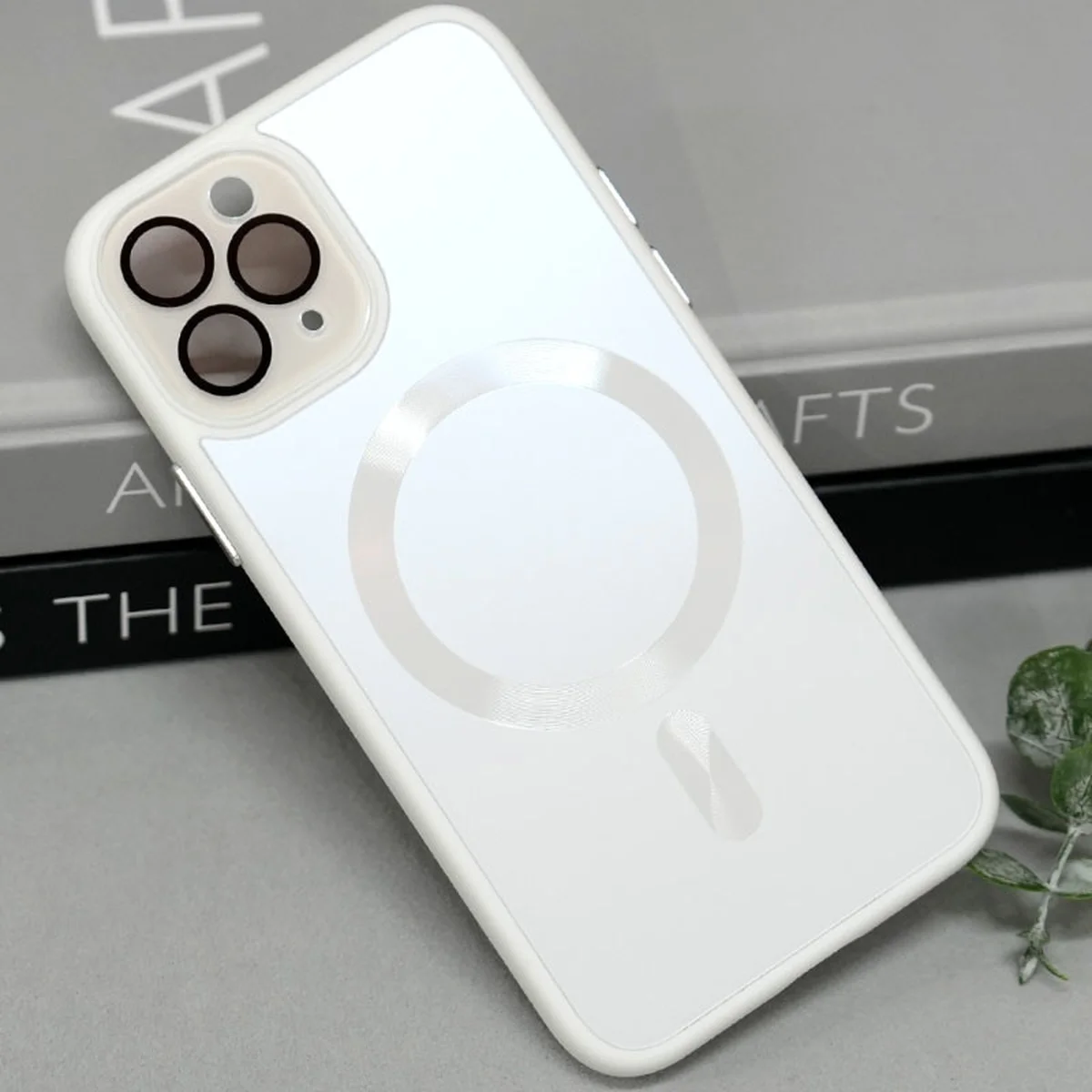 Чехол TPU+Glass Sapphire Midnight with MagSafe для Apple iPhone 12 Pro (6.1") Белый / White