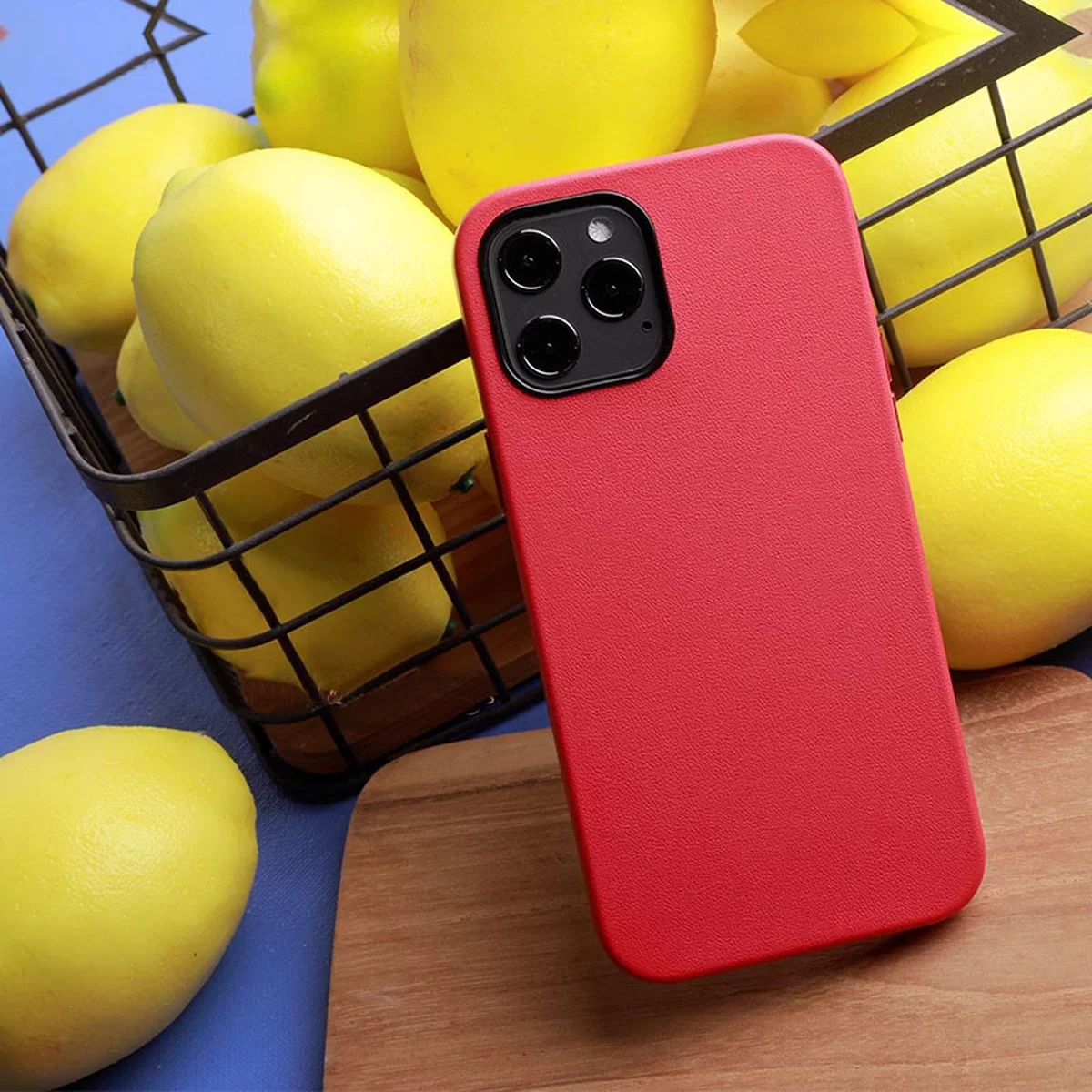 Шкіряний чохол K-Doo Noble Collection для Apple iPhone 12 Pro / 12 (6.1 ") Червоний