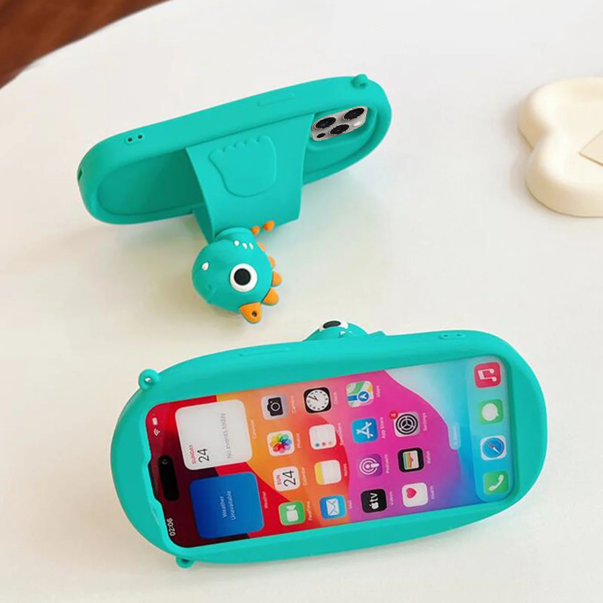 Силиконовый чехол Funny 3D для Apple iPhone 13 Pro Max (6.7") Baby dragon