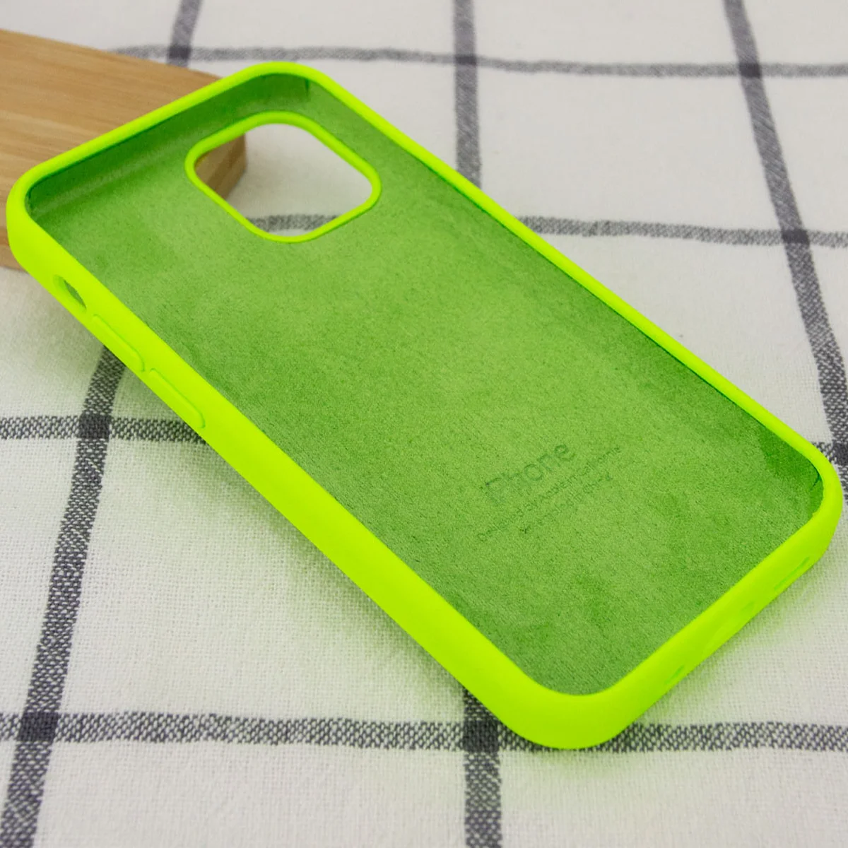 Чохол Silicone Case Full Protective (AA) для Apple iPhone 13 Pro Max (6.7 ") Салатовий / Neon Green