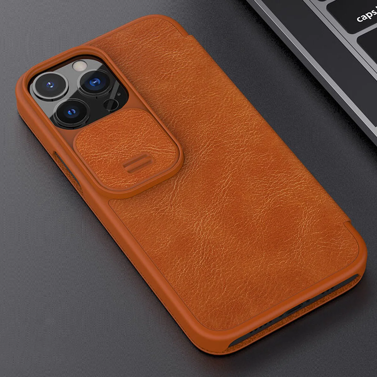 Кожаный чехол (книжка) Nillkin Qin Pro Camshield для Apple iPhone 13 Pro Max (6.7") Коричневый