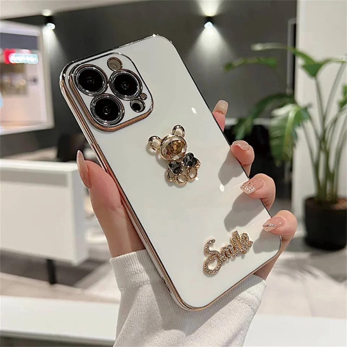 Силиконовый чехол "Gem Bear Bling Smiley"  для Apple iPhone  12 Pro  