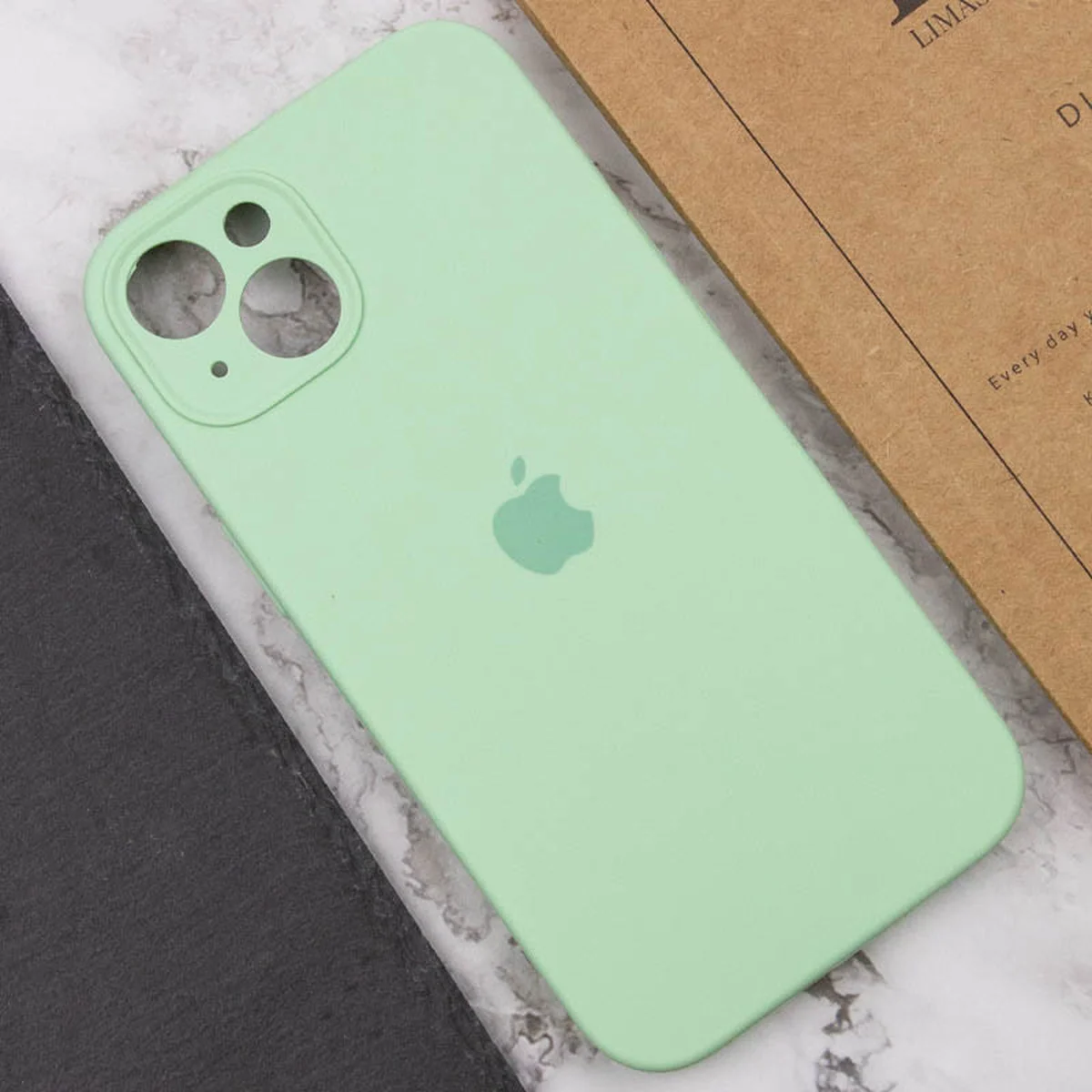 Чехол Silicone Case Full Camera Protective (AA) для Apple iPhone 13 (6.1") Зеленый / Pistachio