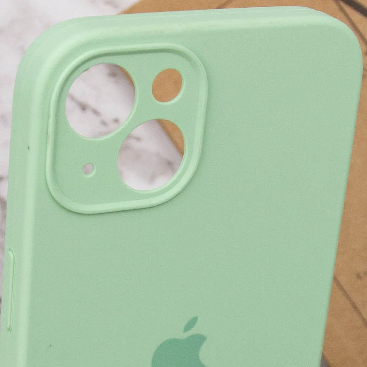 Чехол Silicone Case Full Camera Protective (AA) для Apple iPhone 13 (6.1") Зеленый / Pistachio / PVH