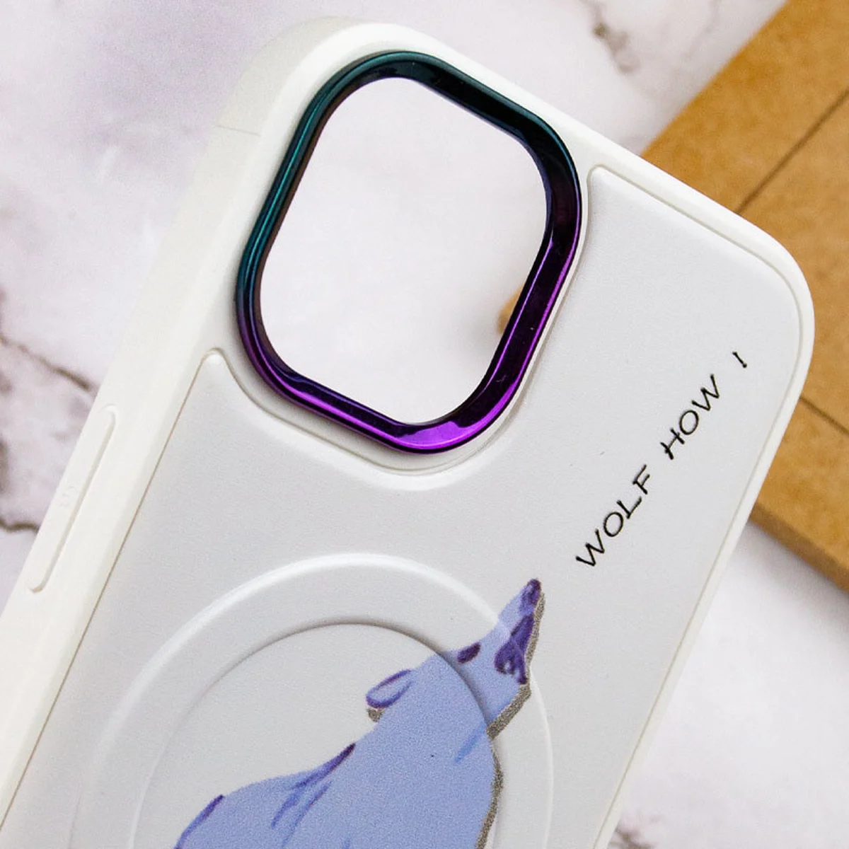 TPU+PC чехол Funny pictures with MagSafe для Apple iPhone 13 (6.1") Wolf