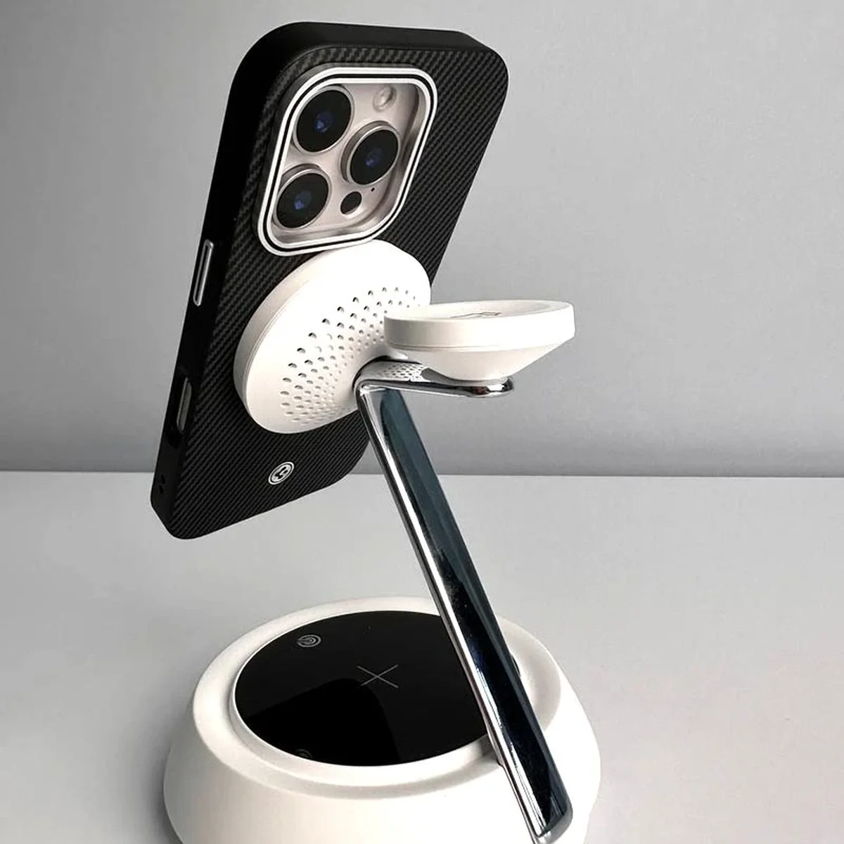 Чехол PC+Leather SGP with MagSafe для Apple iPhone 14 Pro Max (6.7") Carbon