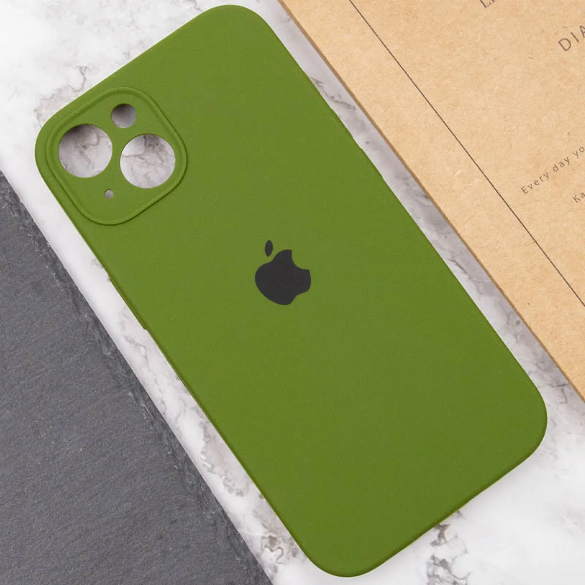 Чохол Silicone Case Full Camera Protective (AA) для Apple iPhone 14 (6.1") Зелений / Dark Olive / PVH