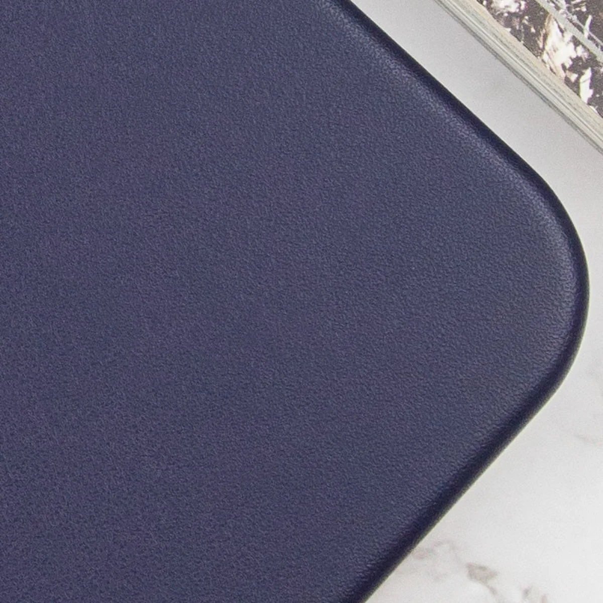 Кожаный чехол Leather Case (AAA) with MagSafe and Animation для Apple iPhone 14 (6.1") Ink