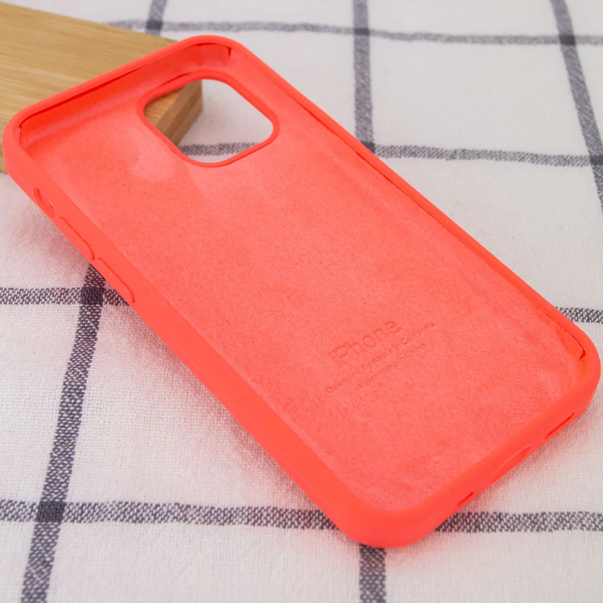 Чехол Silicone Case Full Protective (AA) для Apple iPhone 14 (6.1") Арбузный / Watermelon red