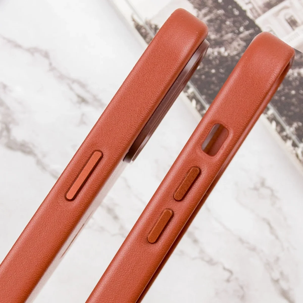 Шкіряний чохол Leather Case (AAA) з MagSafe and Animation для Apple iPhone 14 (6.1") Umber