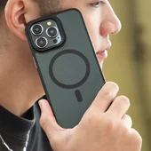 TPU+PC чехол Blueo Skin Friendly Frosted with MagSafe для Apple iPhone 15 Pro Max (6.7") Черный