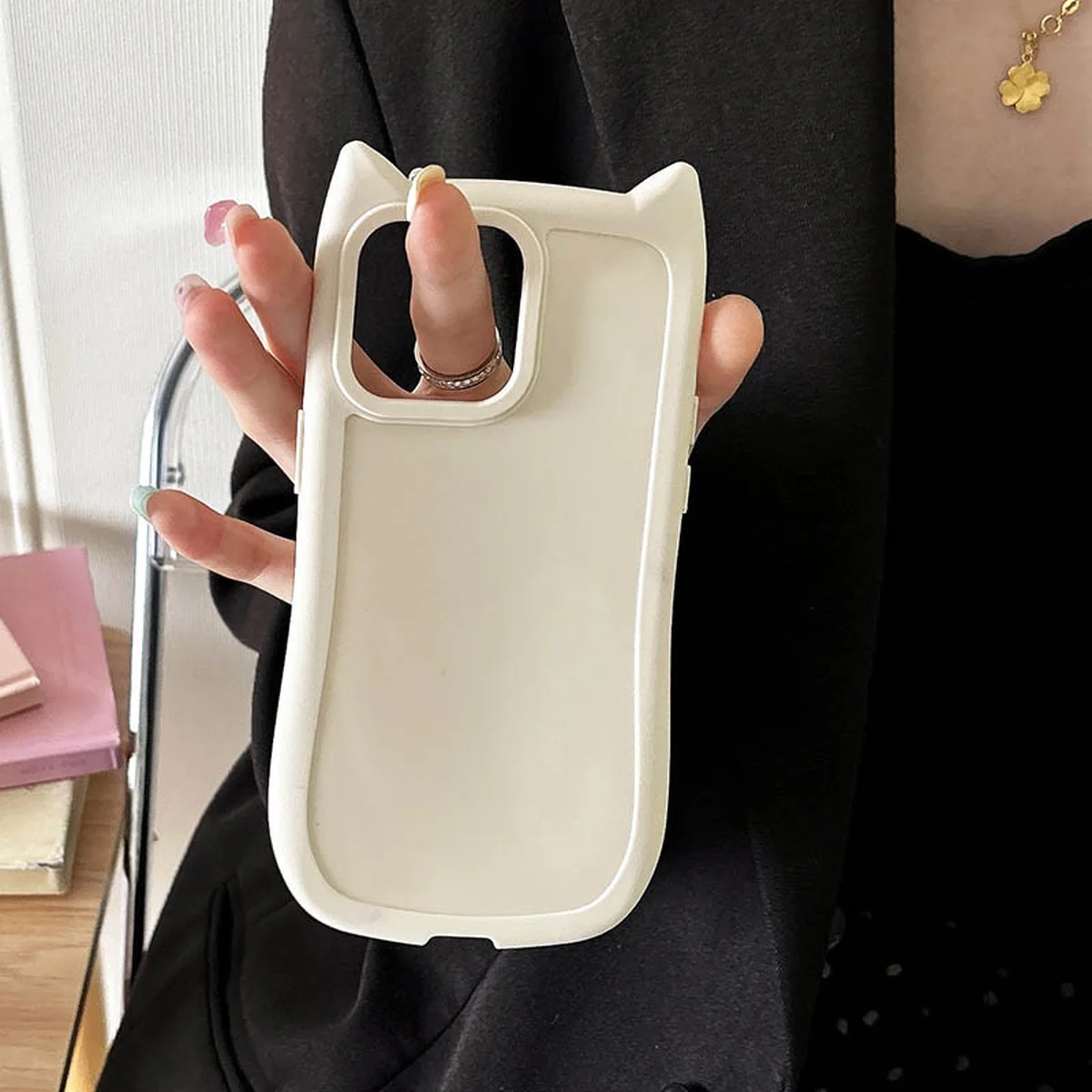 Чехол TPU Cat для Apple iPhone 15 Pro Max (6.7") Antique White