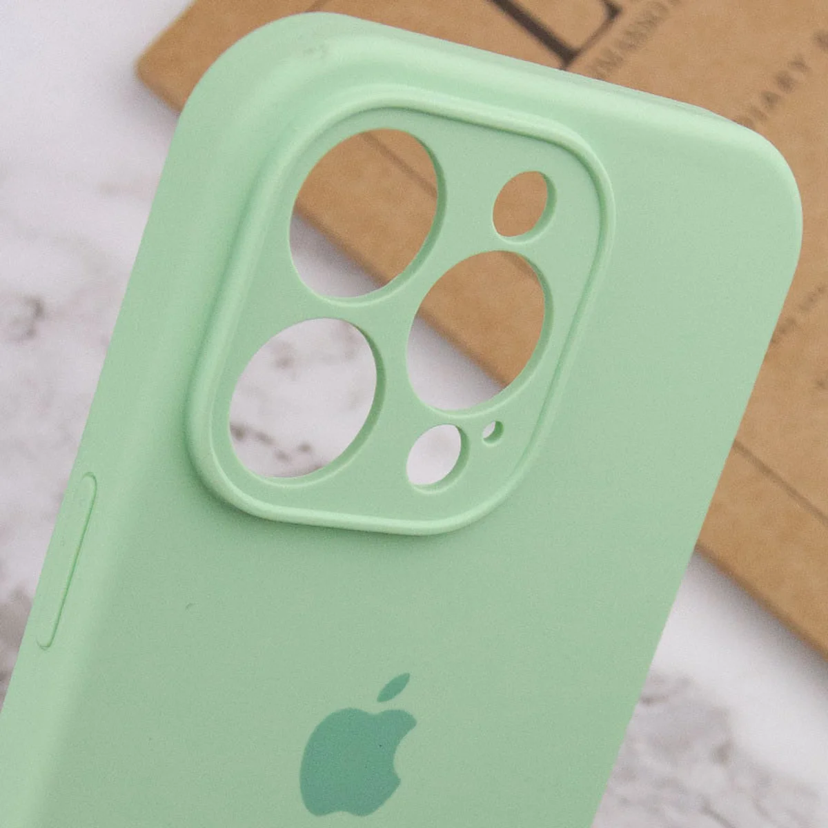 Чехол Silicone Case Full Camera Protective (AA) для Apple iPhone 15 Pro (6.1") Зеленый / Pistachio