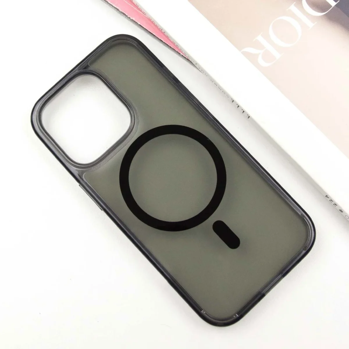 Чехол SGP Black Matte (MagFit) для Apple iPhone 15 Pro (6.1") Black