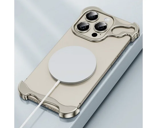 Чехол Bumper для Apple iPhone 15 Pro (6.1") Titanium