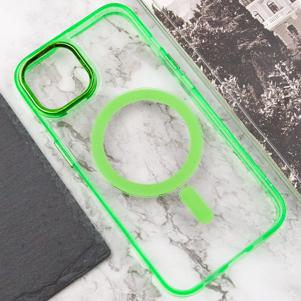 Чехол TPU Iris with MagSafe для Apple iPhone 15 (6.1") Салатовый