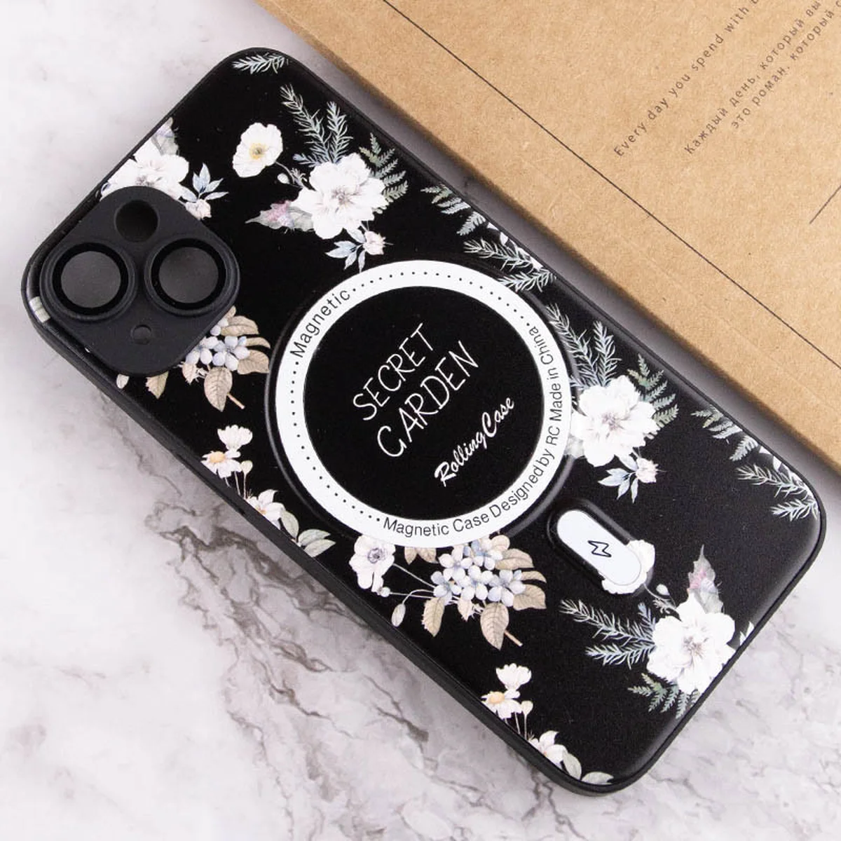 TPU+PC чехол Secret Garden with MagSafe для Apple iPhone 15 (6.1") Black