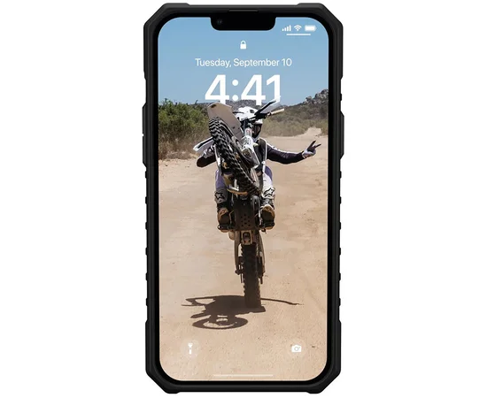 Ударопрочный чехол UAG Pathfinder with MagSafe для Apple iPhone 15 (6.1") Черный