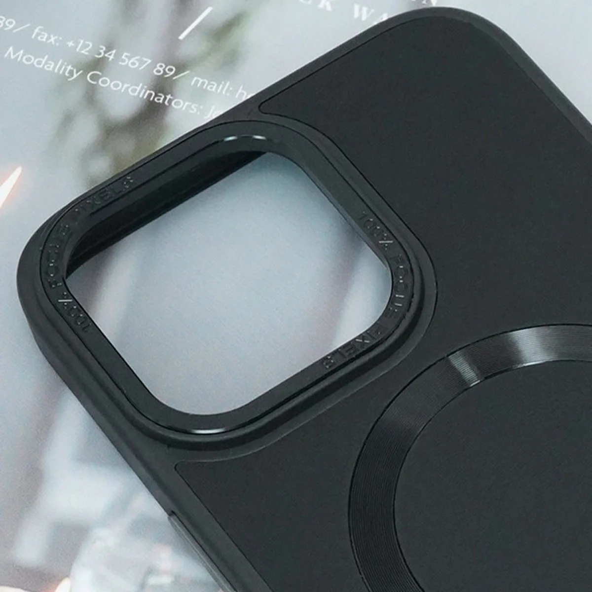 Кожаный чехол Bonbon Leather Metal Style with MagSafe для Apple iPhone 15 (6.1") Черный / Black