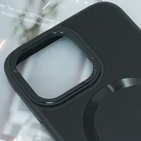 Кожаный чехол Bonbon Leather Metal Style with MagSafe для Apple iPhone 15 (6.1") Черный / Black