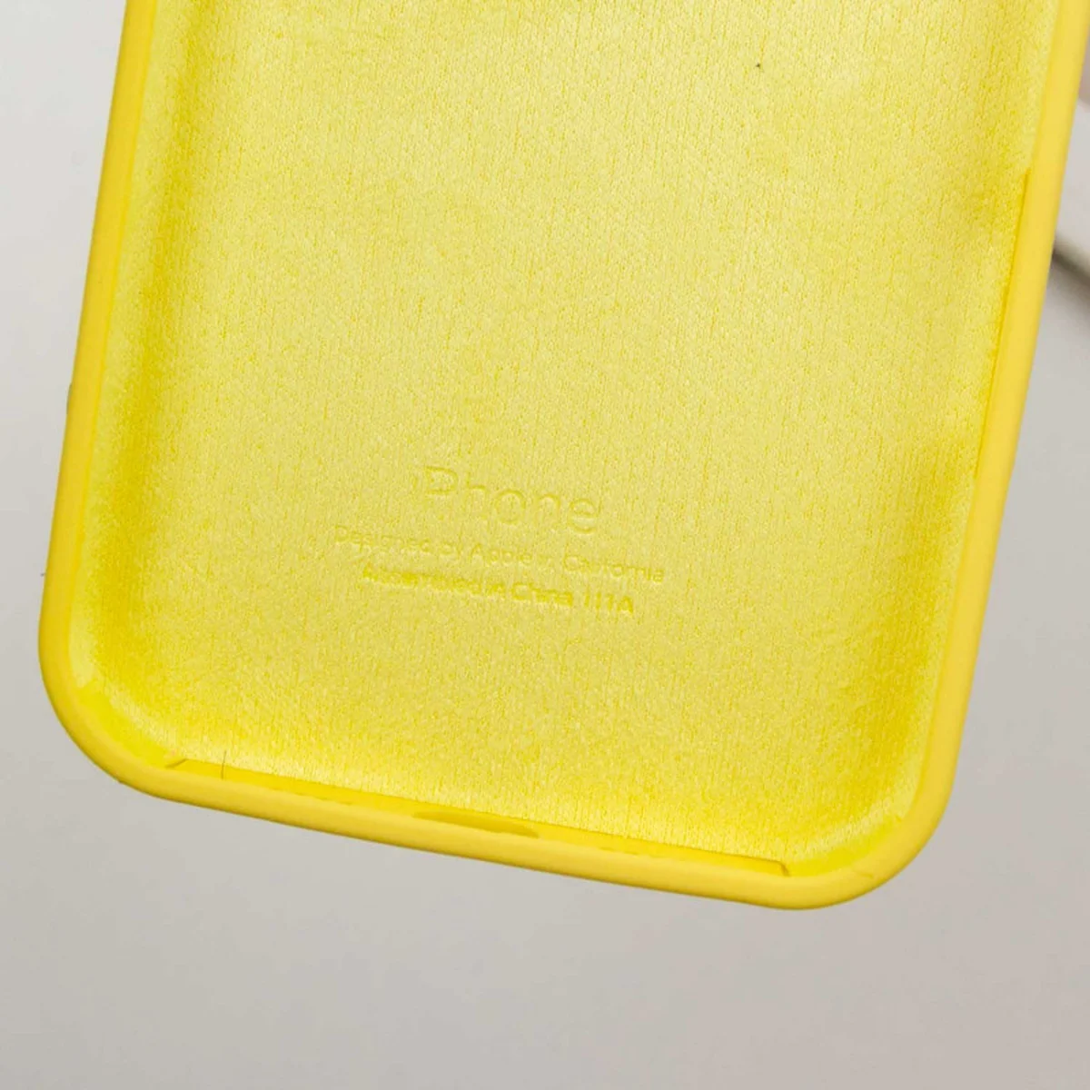 Чехол Silicone Case Full Protective (AA) для Apple iPhone 16 Plus (6.7") Желтый / Yellow