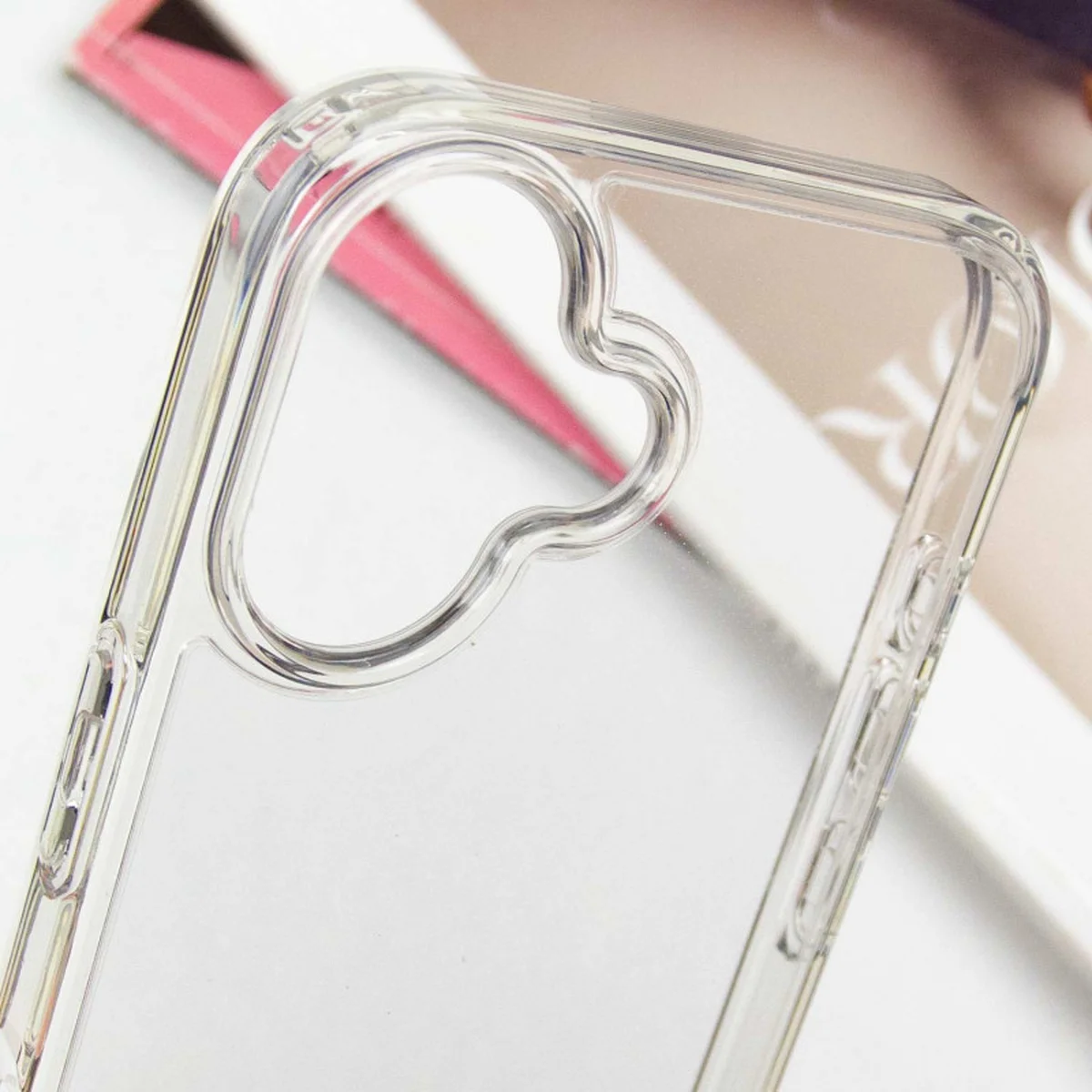 Чехол SGP Ultra Hybrid для Apple iPhone 16 Plus (6.7") Прозрачный