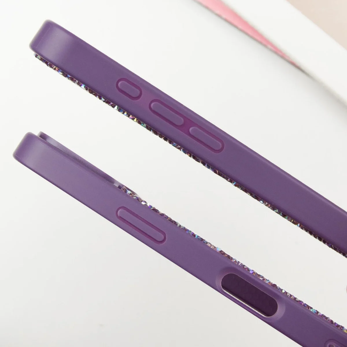 TPU чехол Bling World Rock Diamond для Apple iPhone 16 Pro Max (6.9") Фиолетовый