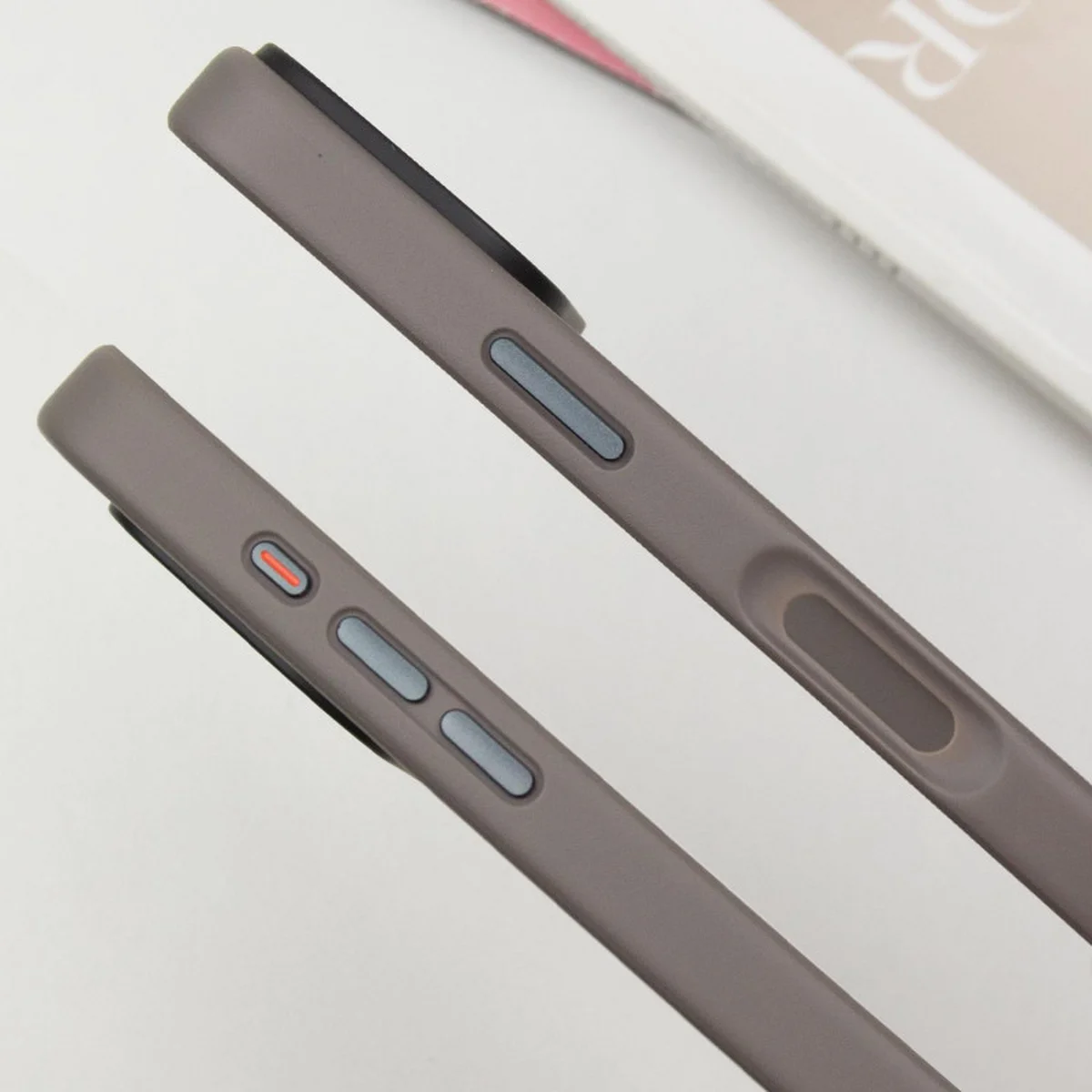 TPU+PC чехол Metal Buttons для Apple iPhone 16 Pro Max (6.9") Серый