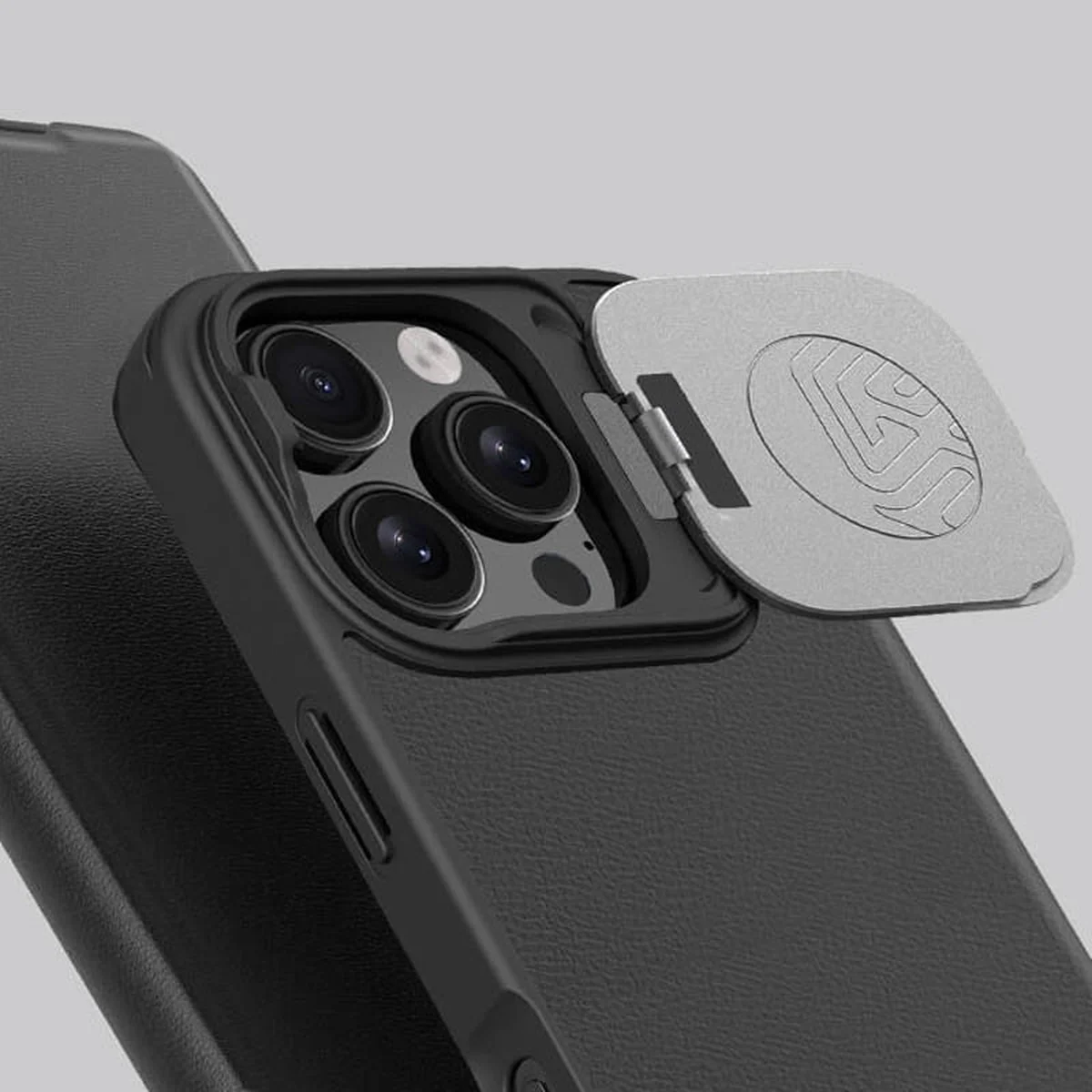 Кожаный чехол-книжка Nillkin Qin Prop Plain Camshield для Apple iPhone 16 Pro Max (6.9") Classic Black